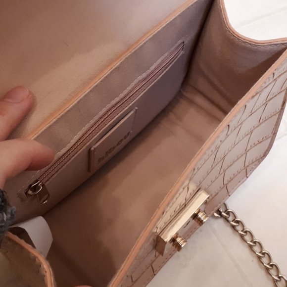 Hibou Pink Crossbody Bag - Picture 10 of 15